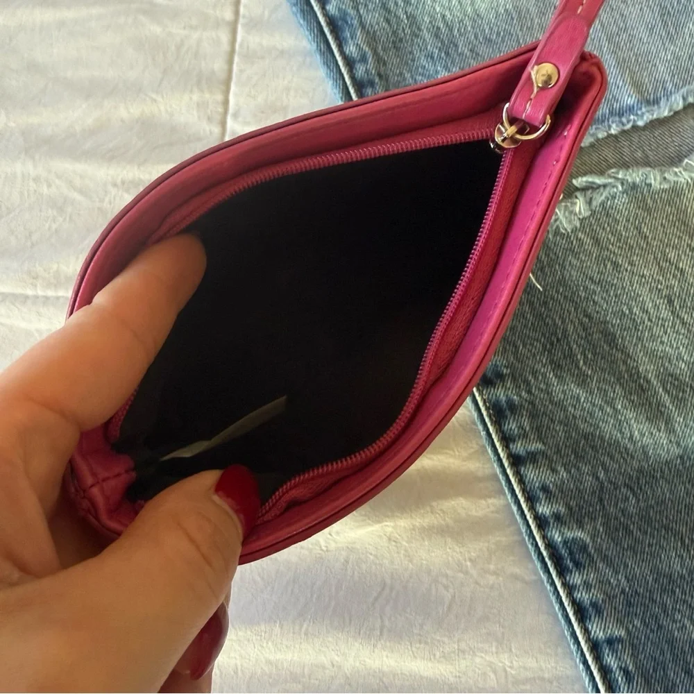 K Initial Black and Pink‎ Wristlet
